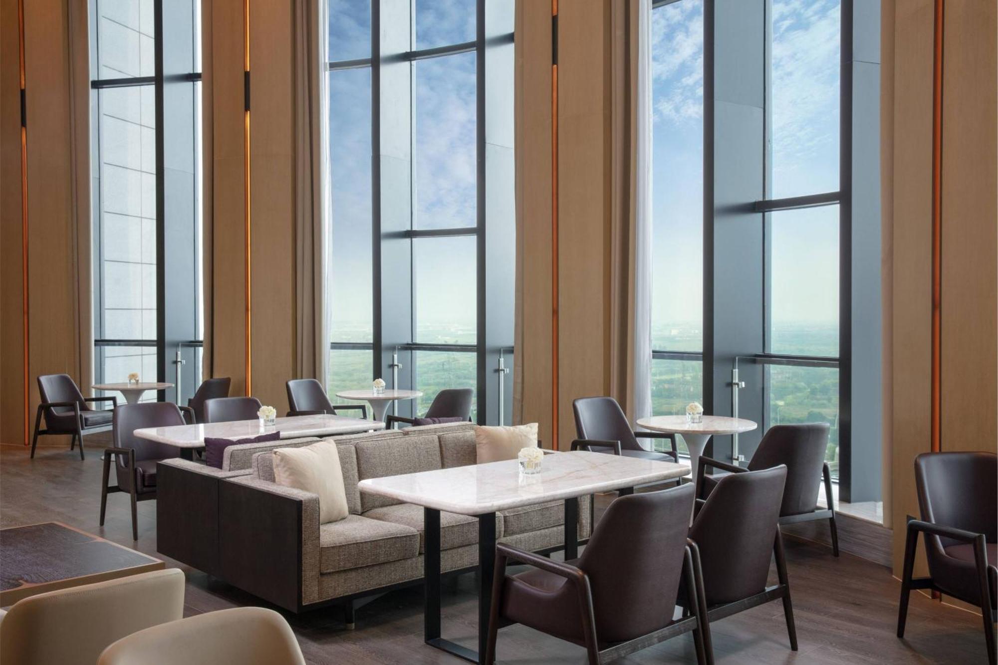 Courtyard By Marriott Jiangsu Taizhou Hotel Bagian luar foto